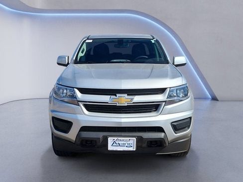 Used 2019 Chevrolet Colorado W/T w/ Custom Special Edition image 8