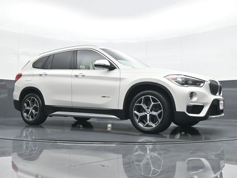 Used 2018 BMW X1 xDrive28i w/ Premium Package image 23