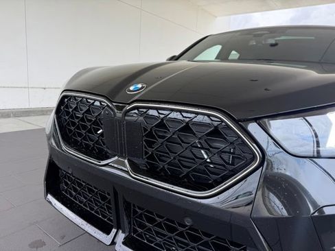 Used 2026 BMW X2 xDrive28i w/ Technology Package AWD/4WD image 2