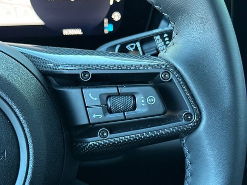 Certified 2025 Porsche Macan 4S Electric image 32