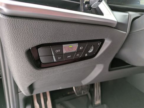 Used 2025 BMW M340i xDrive w/ Premium Package image 21