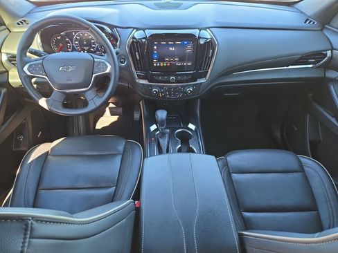 Used 2023 Chevrolet Traverse Premier w/ Redline Edition image 18