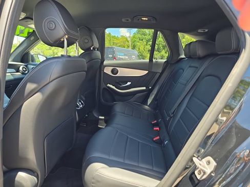 Used 2022 Mercedes-Benz GLC 300 image 13