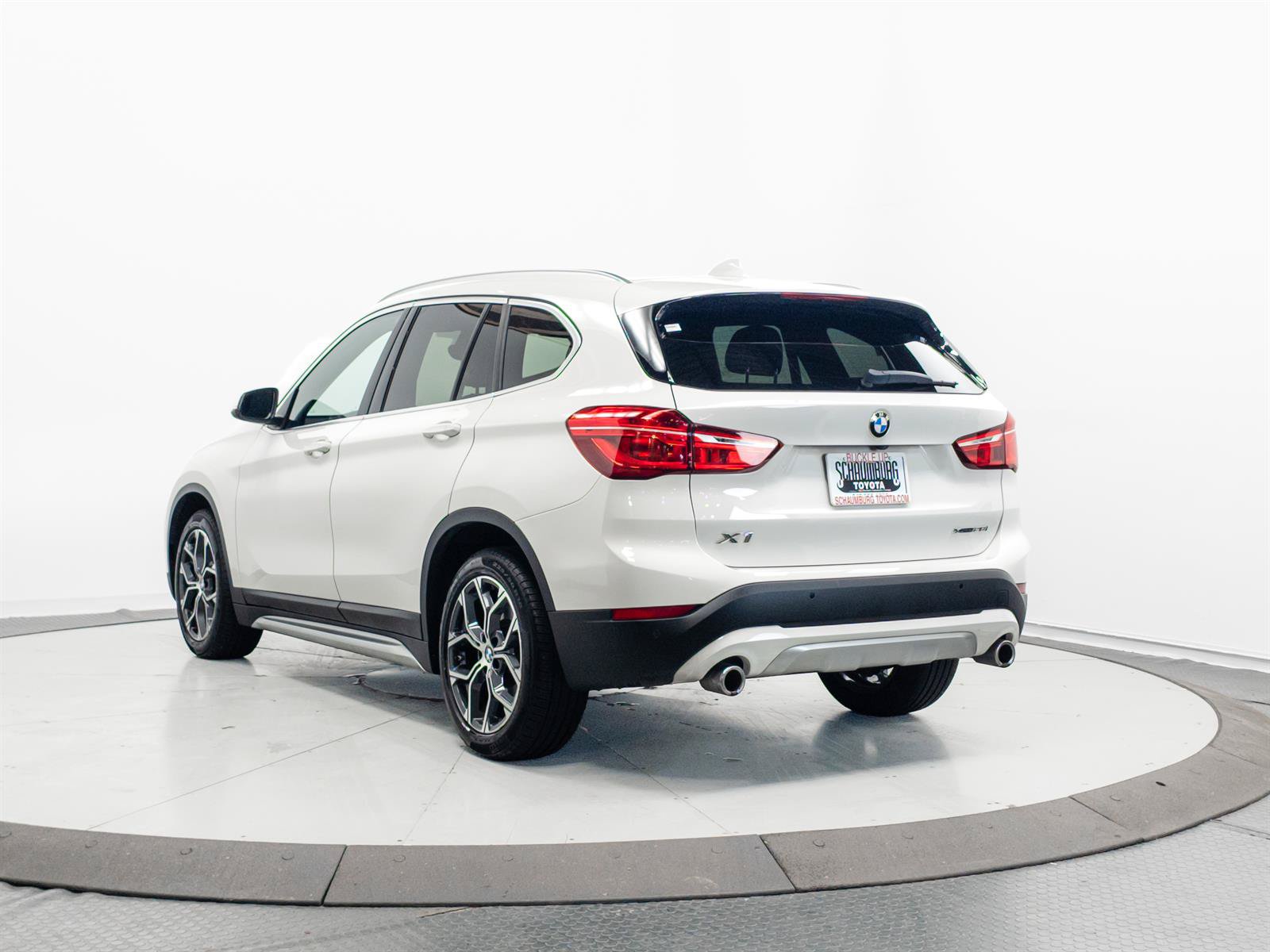 Used 2021 BMW X1 xDrive28i AWD/4WD image 8