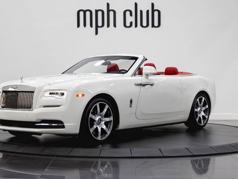 Used 2017 Rolls-Royce Dawn RWD image 14