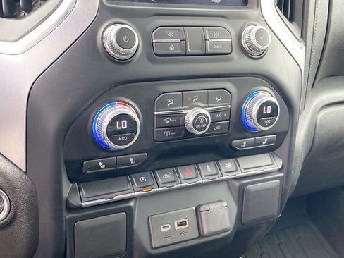 Certified 2022 GMC Sierra 1500 Elevation image 35