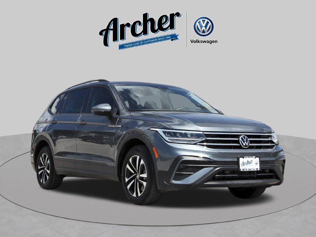 Used 2023 Volkswagen Tiguan S w/ Driver Assistance Package FWD image 1