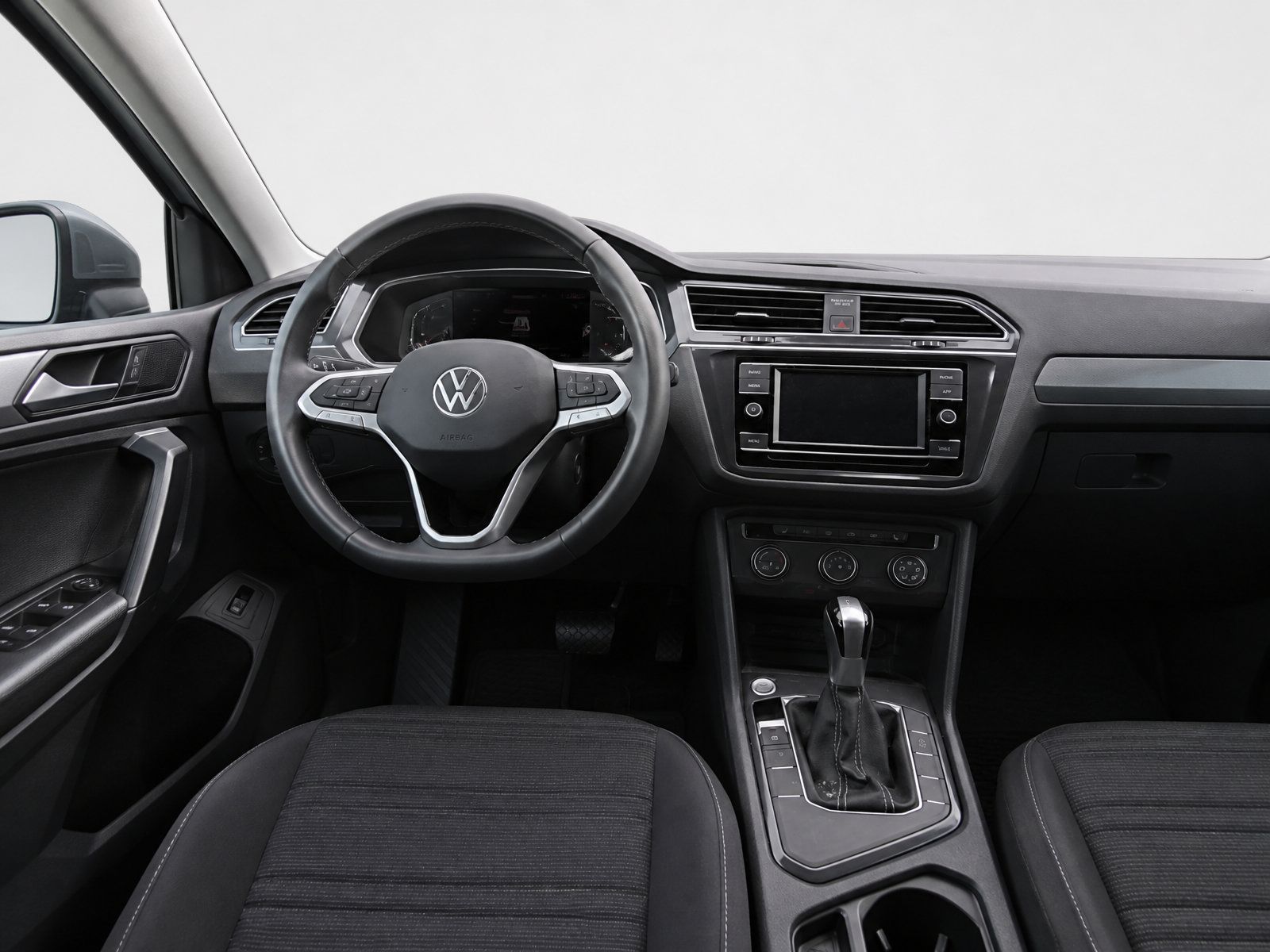 Used 2024 Volkswagen Tiguan S FWD image 24