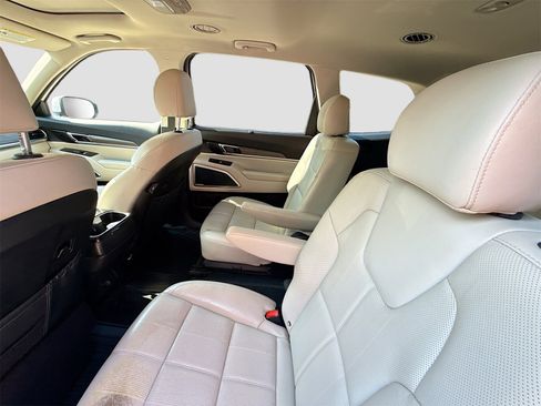 Used 2021 Kia Telluride EX w/ EX Premium Package image 26