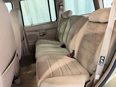 Used 1999 Ford Explorer 4WD 4-Door image 37