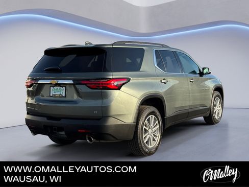 Used 2022 Chevrolet Traverse LT image 5