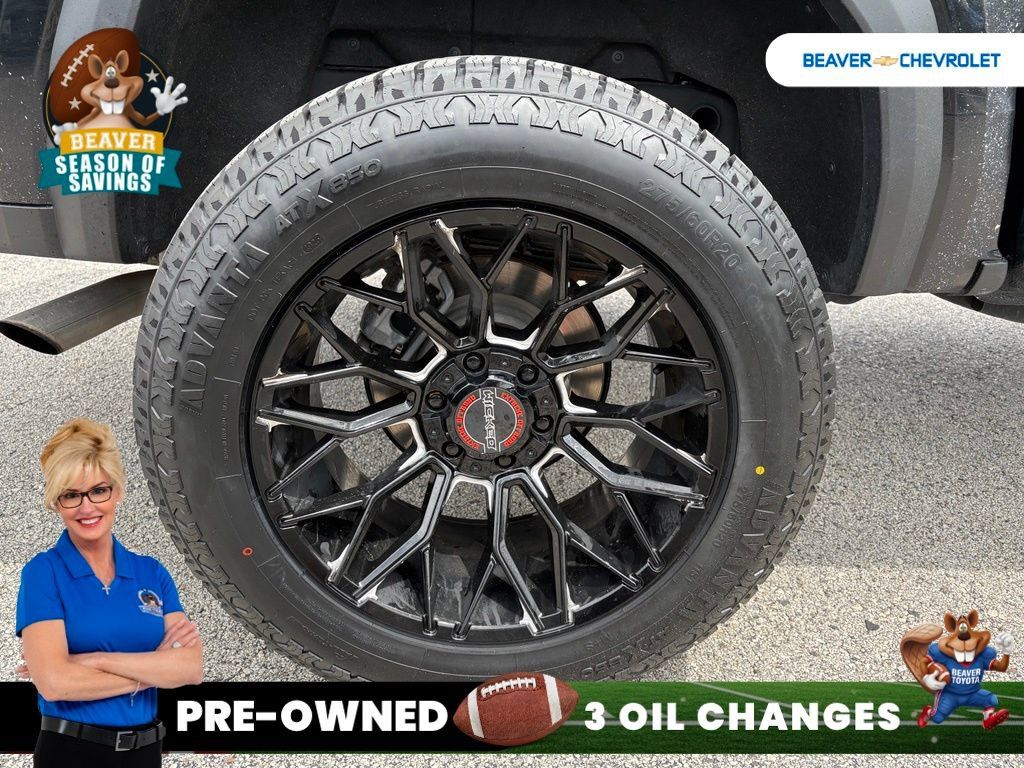 Used 2024 GMC Canyon AT4 w/ Technology Package AWD/4WD image 10