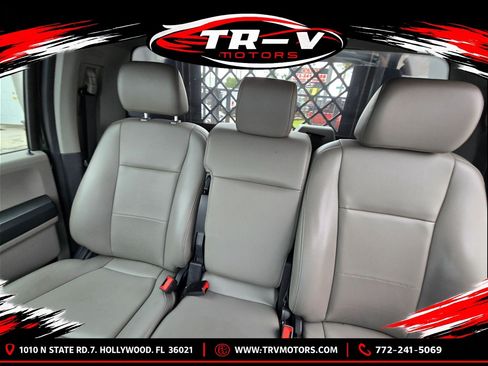Used 2022 Ford F250 XL w/ Power Equipment Group RWD image 11