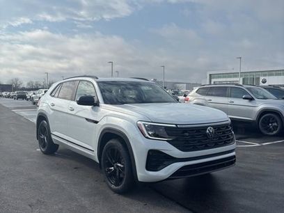 New 2026 Volkswagen Atlas Cross Sport SEL R-Line