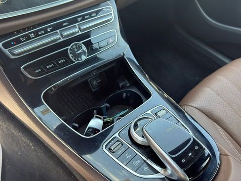 Used 2017 Mercedes-Benz E 300 4MATIC image 13