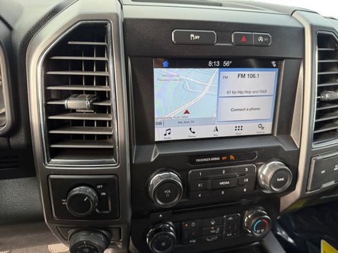 Used 2018 Ford F150 XLT w/ Equipment Group 302A Luxury image 12