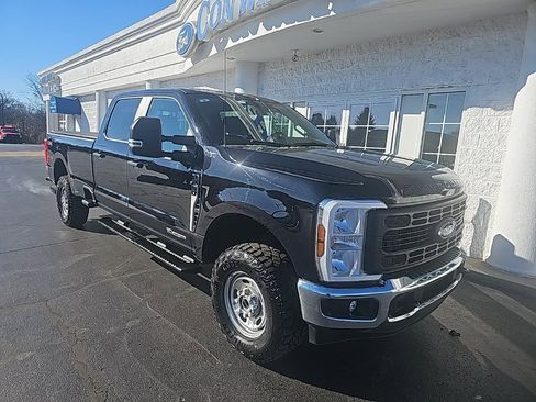 Used 2025 Ford F250 XL w/ XL Off-Road Package image 2