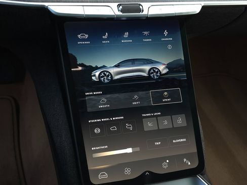 Used 2022 Lucid Air Grand Touring image 32