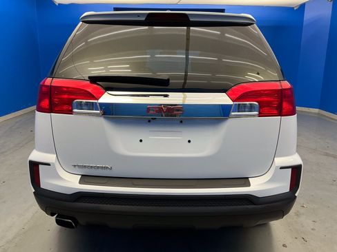 Used 2017 GMC Terrain SLE FWD image 6