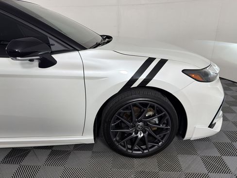 Used 2025 Toyota Camry XSE w/ Premium Plus Package AWD/4WD image 13