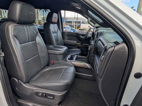 Used 2021 Chevrolet Silverado 1500 High Country w/ Technology Package image 15