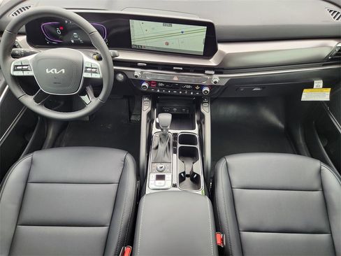 New 2025 Kia Telluride S image 19