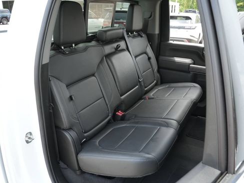 Used 2022 Chevrolet Silverado 2500 LTZ w/ LTZ Convenience Package AWD/4WD image 22
