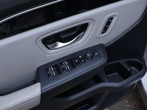Used 2023 Honda Pilot Touring image 44