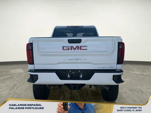 Used 2025 GMC Sierra 3500 Denali w/ Denali Reserve Package AWD/4WD image 5