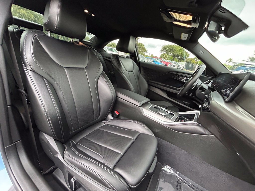 Used 2025 BMW M240i Coupe RWD image 30