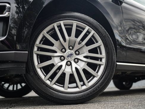 Used 2022 Ford Expedition Max Limited image 19