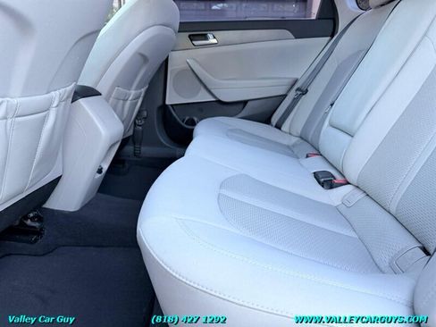 Used 2016 Hyundai Sonata SE FWD image 19