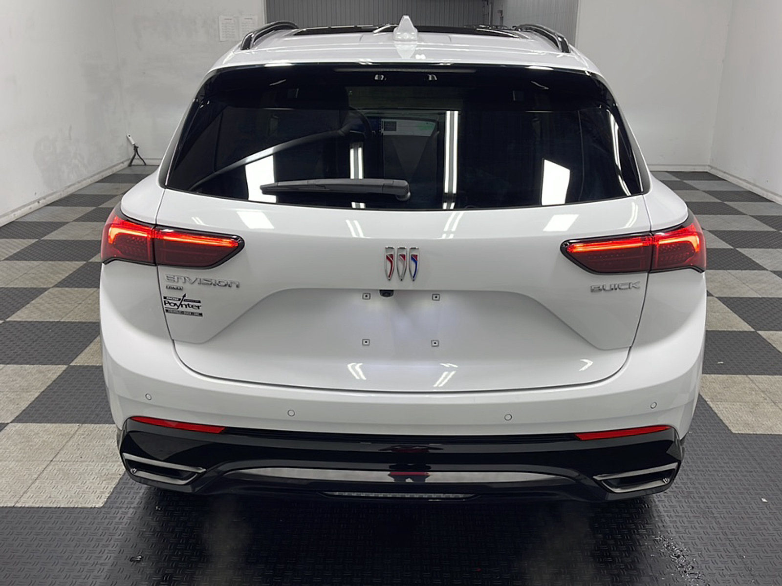 Used 2025 Buick Envision Sport Touring AWD/4WD image 18