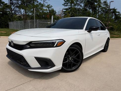 Used 2022 Honda Civic Sport image 1