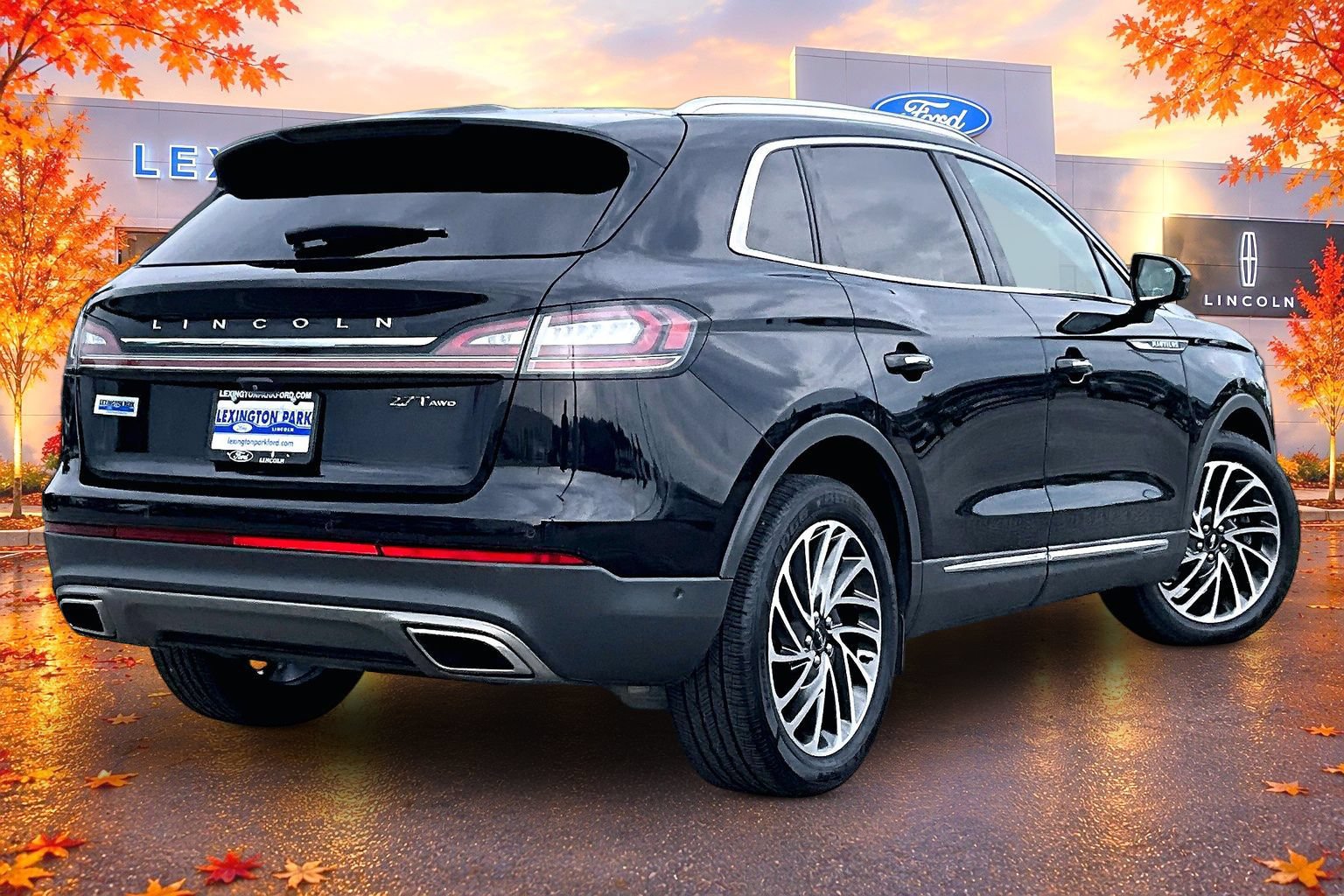 Used 2019 Lincoln Nautilus Reserve AWD/4WD image 5
