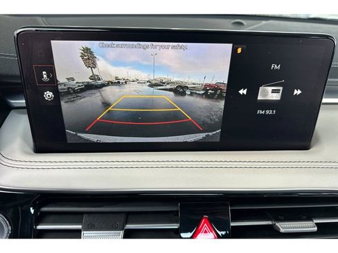 Used 2024 Genesis G70 2.5T image 22