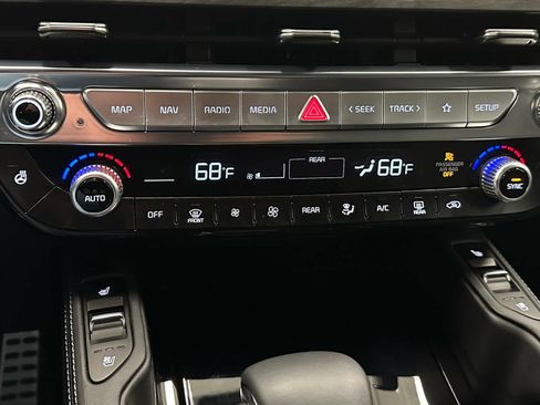 Used 2025 Kia Telluride SX Prestige X-Line image 33