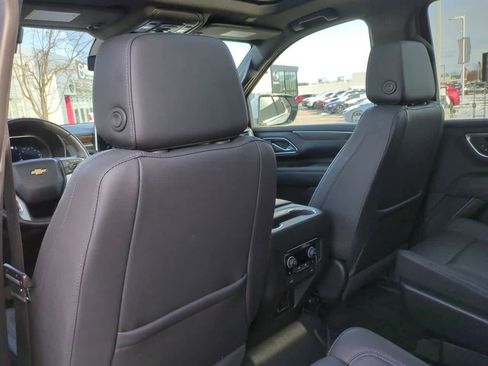 Used 2023 Chevrolet Tahoe LT w/ LT Signature Plus Package image 17