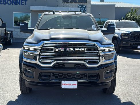 New 2026 RAM 5500 4x4 Crew Cab w/ Laramie Trim Package image 8