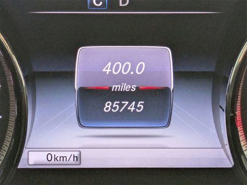 Used 2018 Mercedes-Benz E 300 image 22