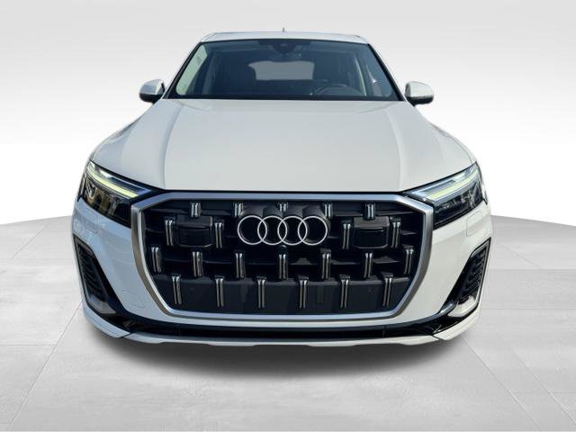 Used 2025 Audi Q7 3.0T Premium Plus AWD/4WD image 8