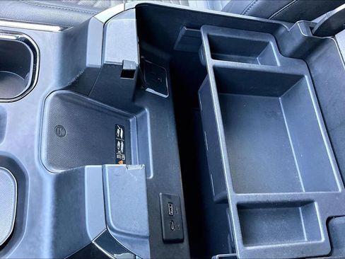 Used 2022 Chevrolet Silverado 1500 ZR2 w/ Technology Package image 26