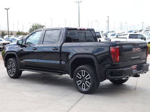 New 2026 GMC Sierra 1500 AT4 w/ AT4 Premium Package AWD/4WD image 4