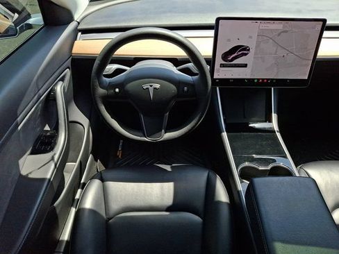 Used 2019 Tesla Model 3 Standard Range Plus RWD image 14