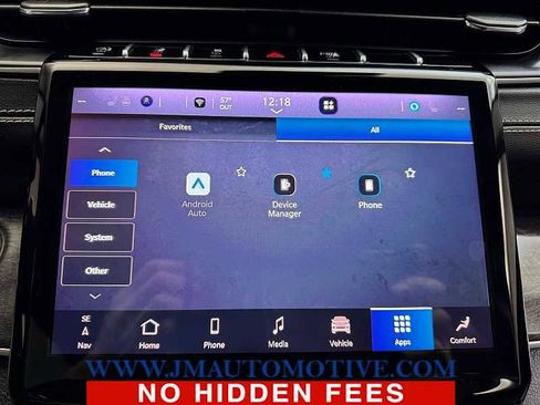 Used 2023 Jeep Grand Cherokee L Limited w/ Black Appearance Package image 30