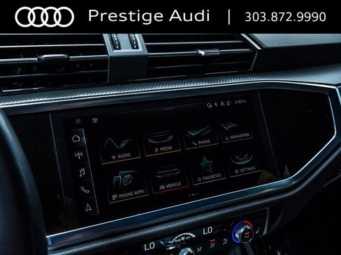 Used 2024 Audi Q3 2.0T Premium Plus w/ Premium Plus Package AWD/4WD image 16