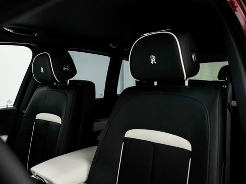 Certified 2025 Rolls-Royce Cullinan image 16