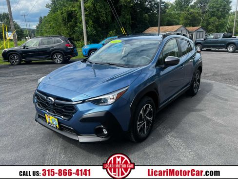 Used 2024 Subaru Crosstrek 2.0i Premium AWD/4WD image 1
