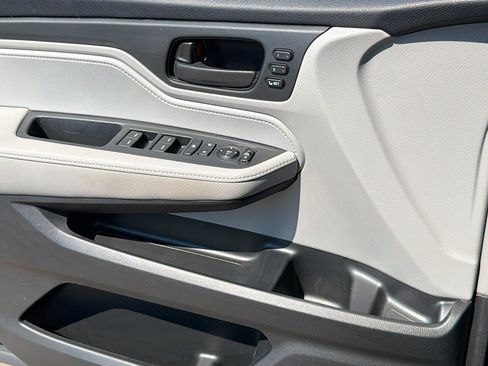Used 2019 Honda Odyssey EX-L image 24