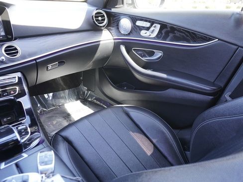 Used 2017 Mercedes-Benz E 300 image 23